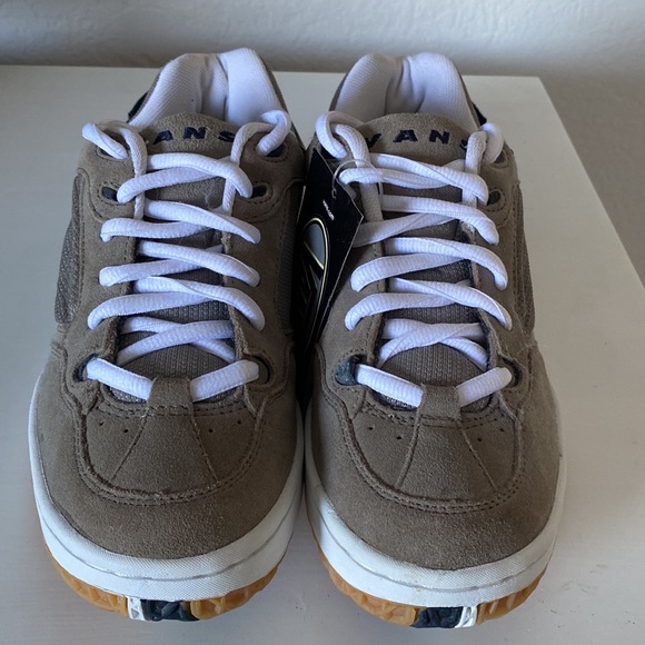 Vans - Men’s or Women’s RARE Vintage Sneakers (circa 2000s) BRAND NEW - Picture 3 of 8